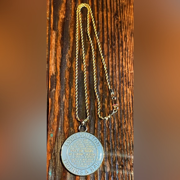 Authentic Louis Vuitton Light Blue Trucks & Bags Necklace - Picture 3 of 3